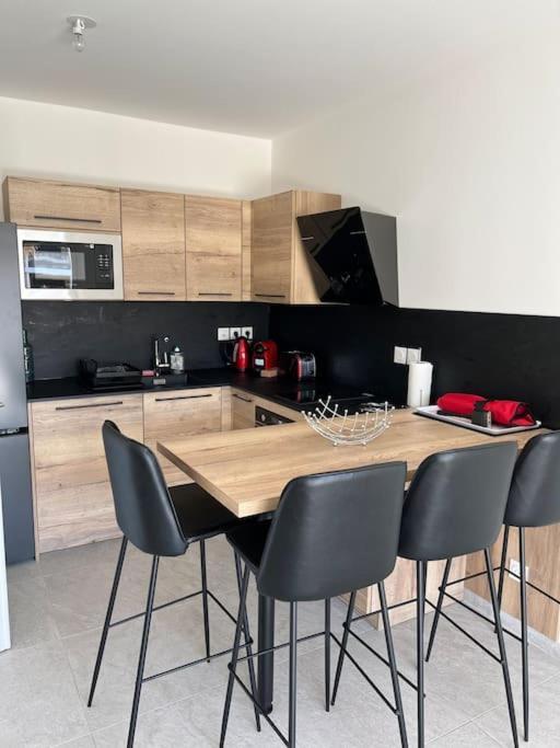 Superbe Appartement Neuf Aucalme Saint-Mandrier-sur-Mer Bagian luar foto
