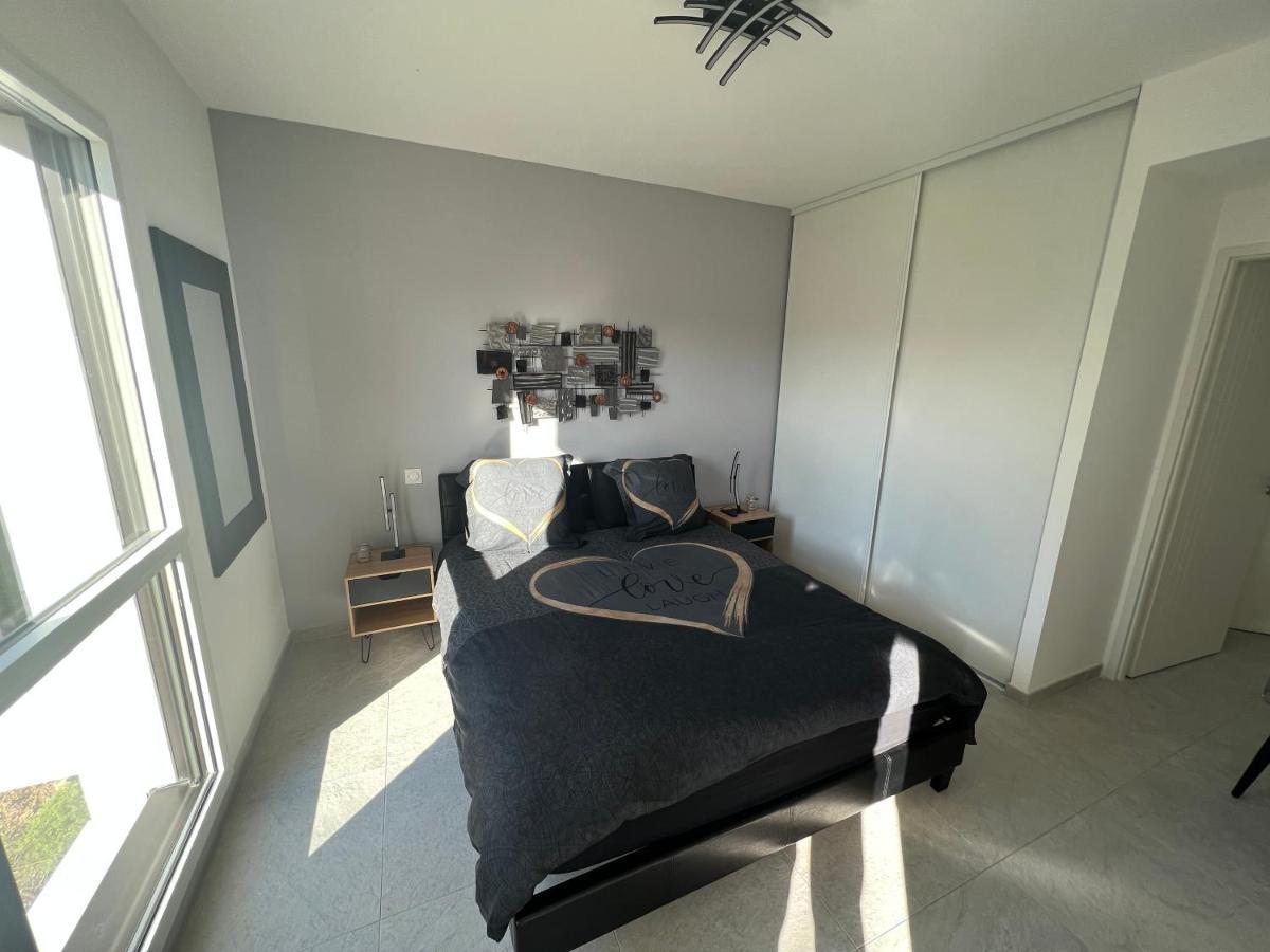 Superbe Appartement Neuf Aucalme Saint-Mandrier-sur-Mer Bagian luar foto